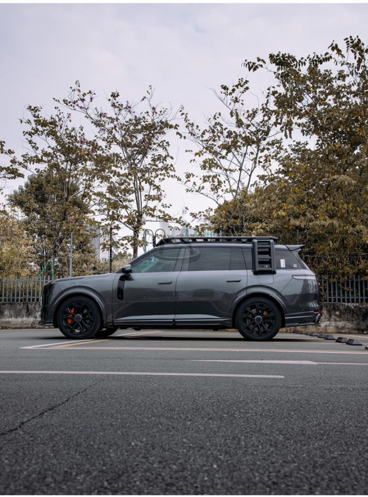Комплект обвесов для Lynk&Co 900 (передняя + задняя губа + боковая юбка + арки)
